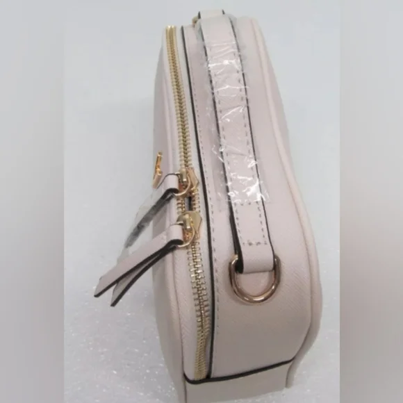 Vanessa Williams Lush Saffiano Leather Crossbody Camera Bag Off White NWT $99 - Picture 5 of 9